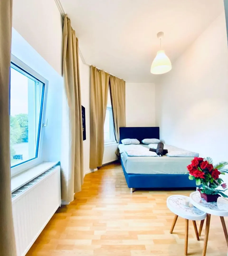 Spacious 4-Bedroom Apartment For Big Groups 비엔나
